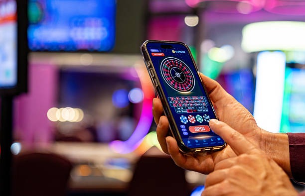 jayahoki mobile app showing live baccarat studio with multi-camera dealer stream