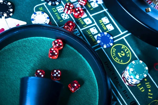 jayahoki live dealer blackjack table with multiple players and HD video feed